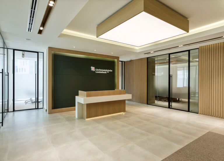 Liechtensteinische Landesbank (LLB) - Swiss Bureau Interior Design ...